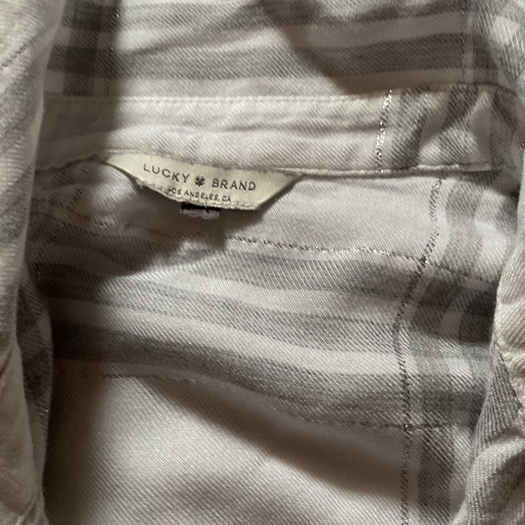 Lucky Brand -Button side ,white plaid shirt .size small - Picture 2 of 4